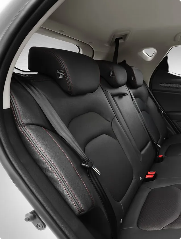 INTERIOR 3